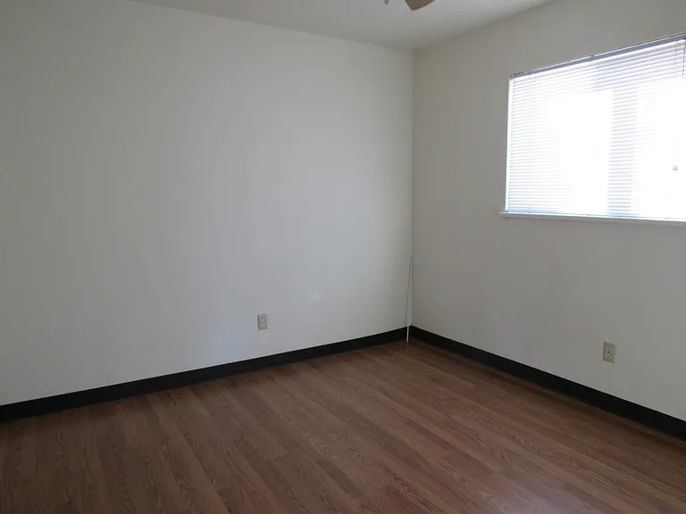 333 Park Ave #118 — Photo 5