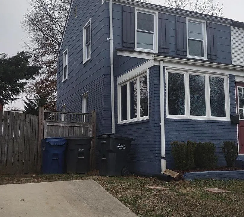 2709 Fort Dr