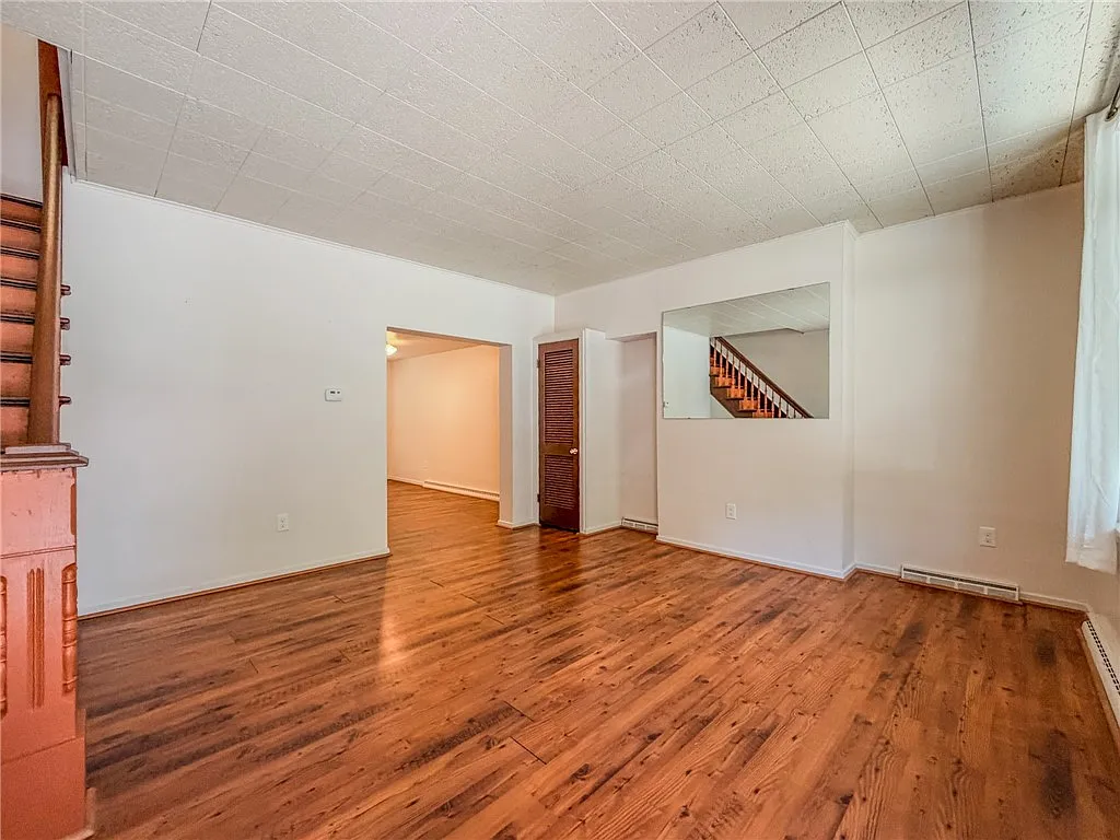 2 bed, 1248 sqft, $1,800 — Photo 4