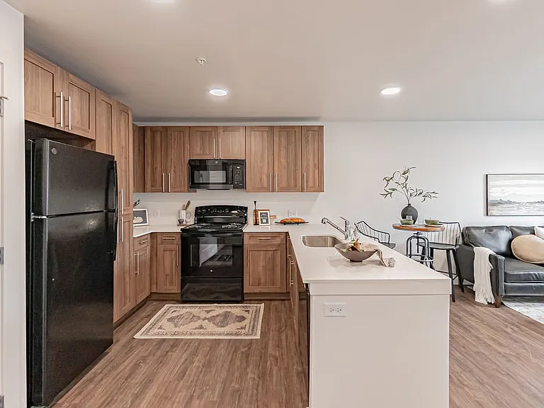 Black Feather Apartments — Photo 12