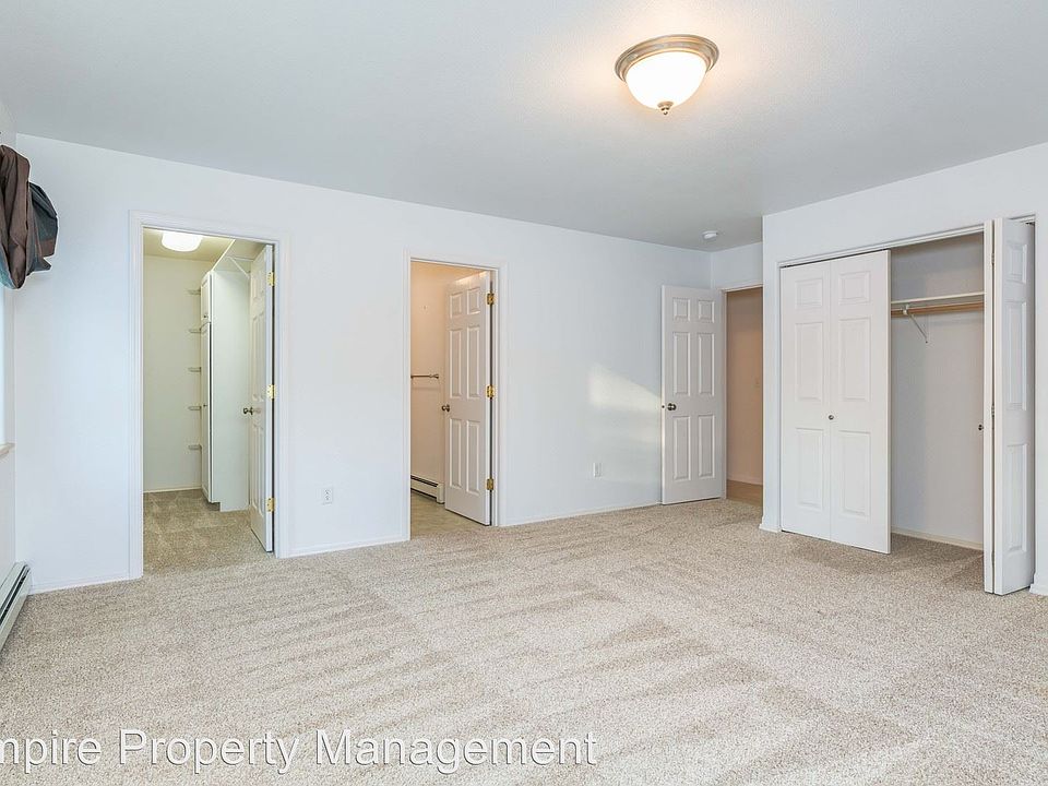 1st image of 2429 Golf Ct