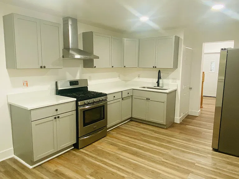 1511 Tauromee Ave — Photo 4