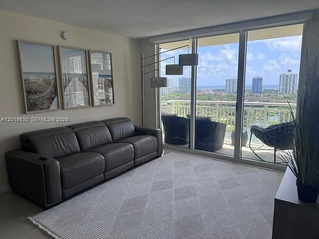 19501 W Country Club Dr #2115 — Photo 1