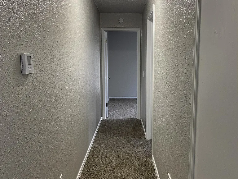 605 Lloyd Ave — Photo 10