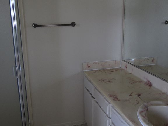 4th image of 1143 N Parish Pl