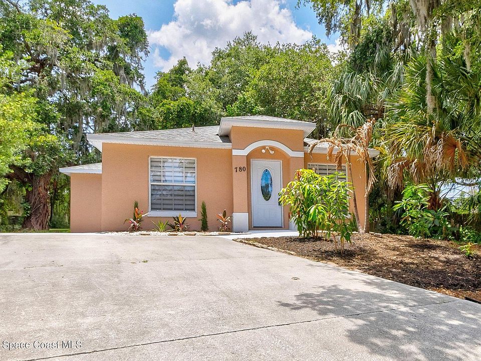 1st image of 780 Everglades Ct