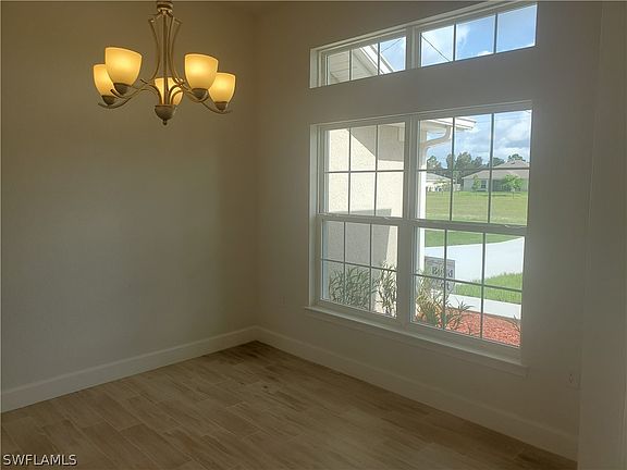 4th image of 834 NE 44th Lane Cpe