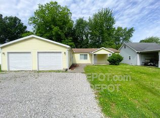 330 2nd St, Elberfeld, IN 47613