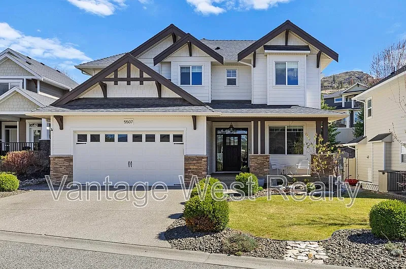 5 bed, 4.0 bath, 3382 sqft, $5,000 — Photo 1