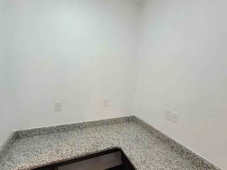 113 Wynfield Blvd — Photo 20