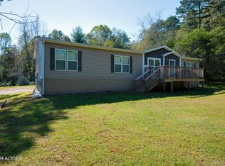 451 Shady Grove Rd, Lancing, TN 37770