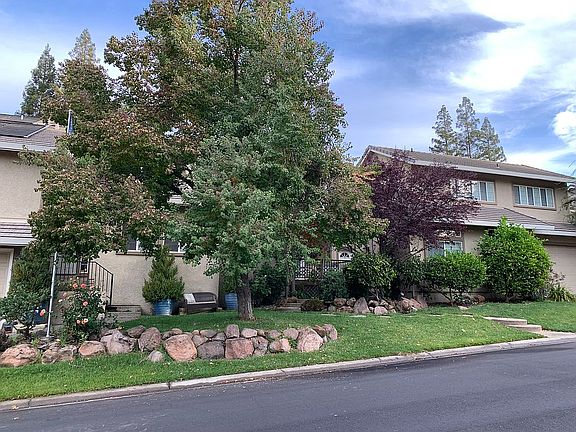 2nd image of 3400 Emerson Dr