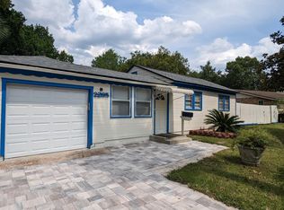 2285 Peach Dr, Jacksonville, FL 32246