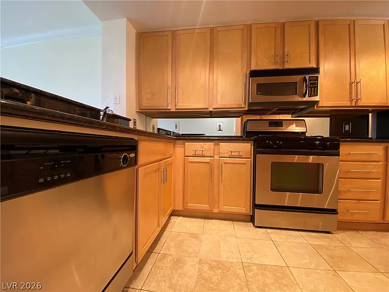 270 E Flamingo Rd #215 — Photo 7