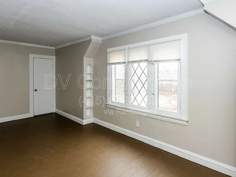 3579 Riedham Rd #UP — Photo 6