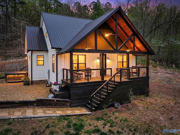 3rd image of 2216 White Elephant Rd
