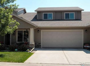 5321 S Ledgestone Pl, Sioux Falls, SD 57108