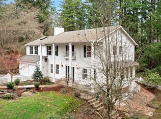 11827 SE 89th St, Newcastle, WA 98056