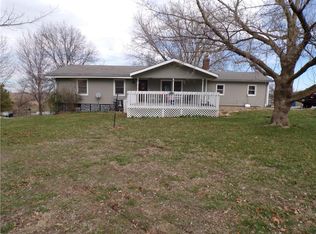 1135 NE 75th Rd, Knob Noster, MO 65336