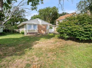 153 Vanderveen Ave, Holland, MI 49424