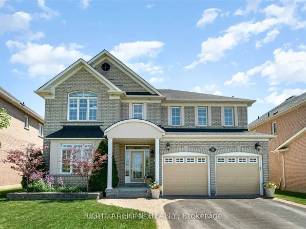 51 Red Cardinal Trl, Richmond Hill, ON L4E 3Y4