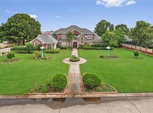 102 Cambridge St, Belle Chasse, LA 70037