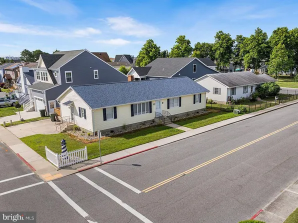 14104 Dukes Ave, Ocean City, MD 21842