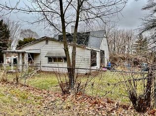 3253 Minnesota St, Lake Station, IN 46405