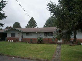 1061 Dunn Ct, Woodburn, OR