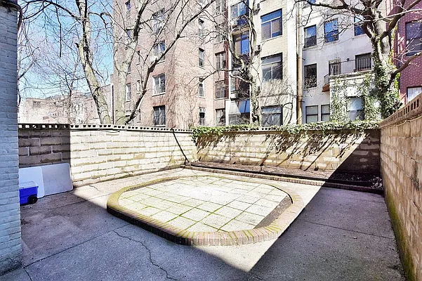 Rented by Balass Ralph, LREB | media 6