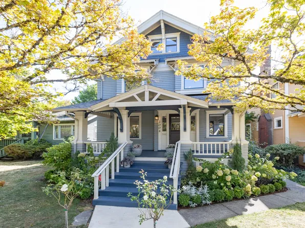 2004 SE Spruce Ave, Portland, OR 97214