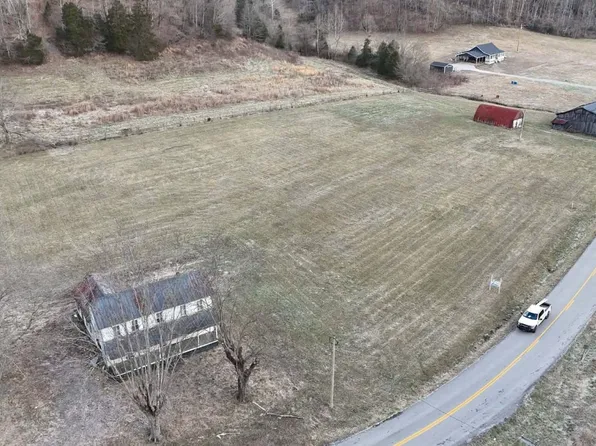 4187 Mud Camp Rd, Burkesville, KY 42717