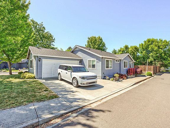 2nd image of 2427 Granite Ct