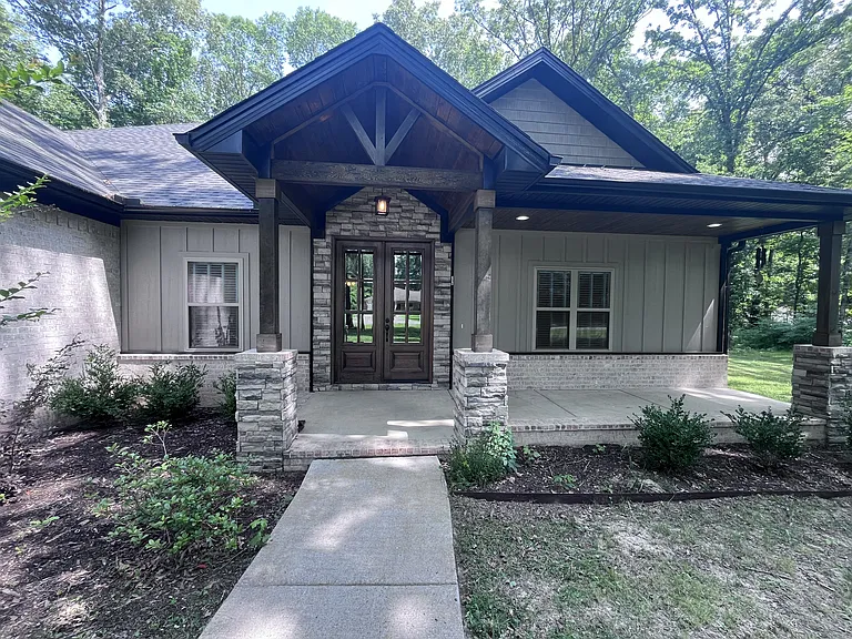 206 Bridgewood Dr — Photo 4