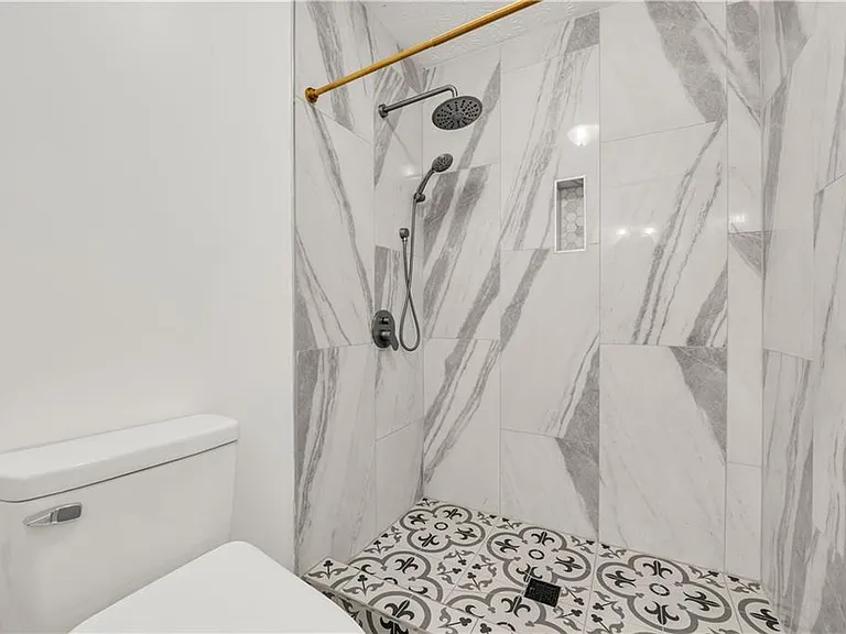 5712 Port Dr — Photo 28