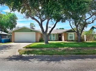 1022 Diomede Dr, Portland, TX 78374