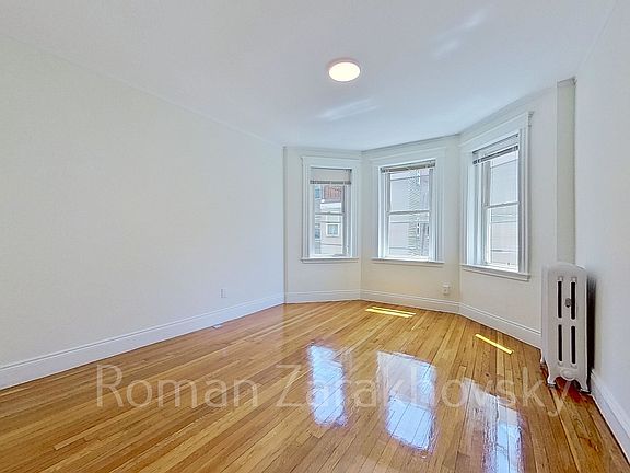 5th image of 10 Orkney Rd APT 23