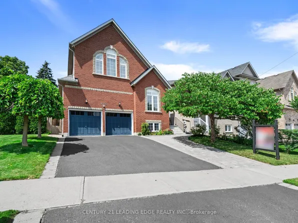 1020 Colonial St #Basement, Pickering, ON L1X 1P1