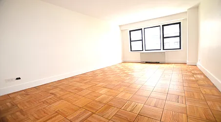 Rented by Manhattan Realty Group