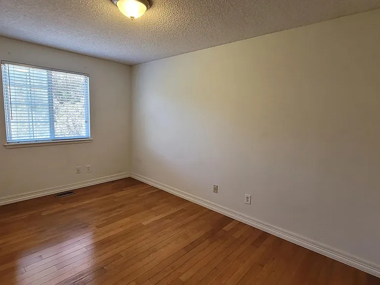 12245 Sunflower St — Photo 10
