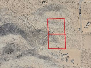 500 Akron Rd, Lucerne Valley, CA 92356