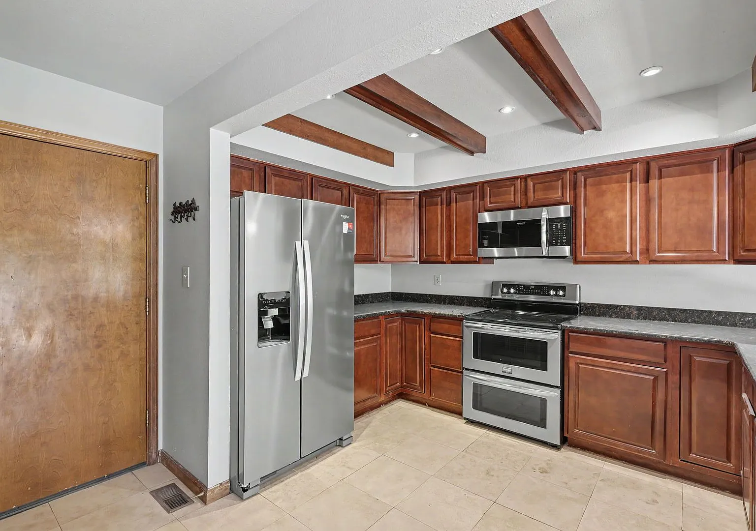 Ranch Style Home in Woodbridge! — Photo 4