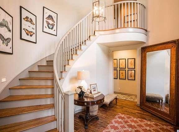 2nd image of 608 Wildrose Canyon Ct