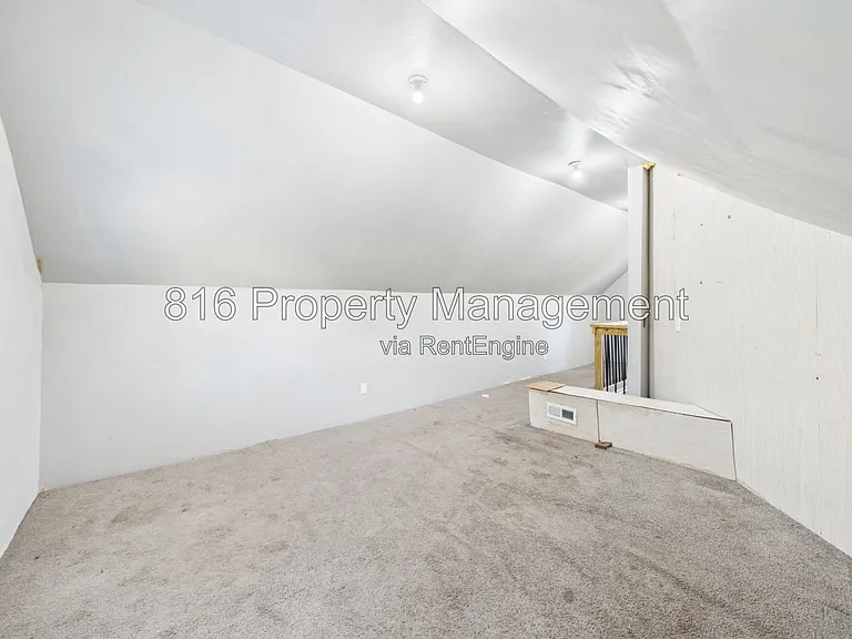 1256 Pennsylvania Ave — Photo 26