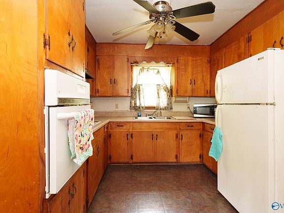 5th image of 1906 Dunham Cir NW