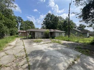 41094 Lee Dr, Gonzales, LA 70737