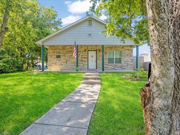 105 William St, Pottsboro, TX 75076