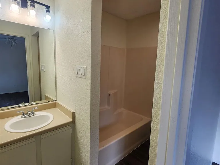 2908 Jadewood Ct #A — Photo 7