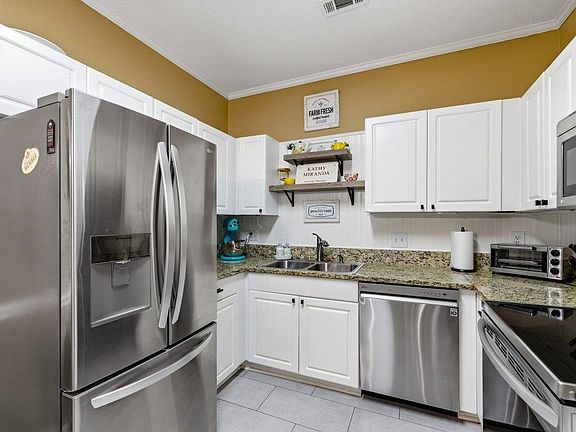 4th image of 9749 Leyland Dr. #7