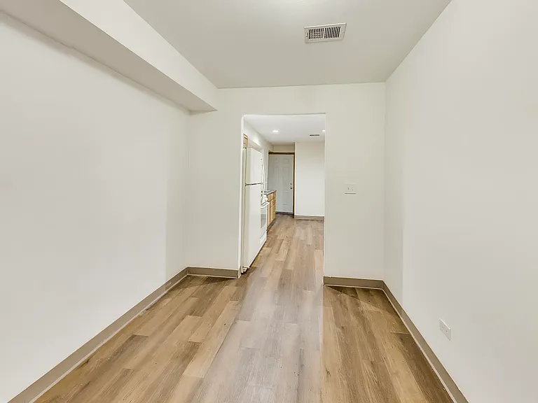 1700 W Cermak Rd #BR — Photo 4